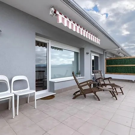 Derio Aeropuerto Apartment Exterior photo